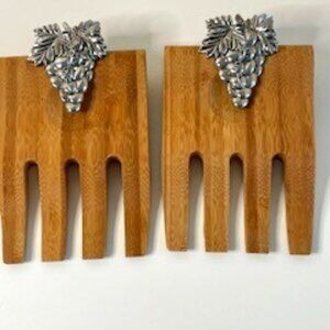 Bamboo Salad Hands Server with Metal Grapes Design